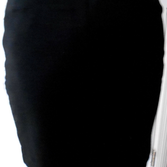 FOREVER 21 XXI BLACK‎ MINI SKIRT - Picture 3 of 5